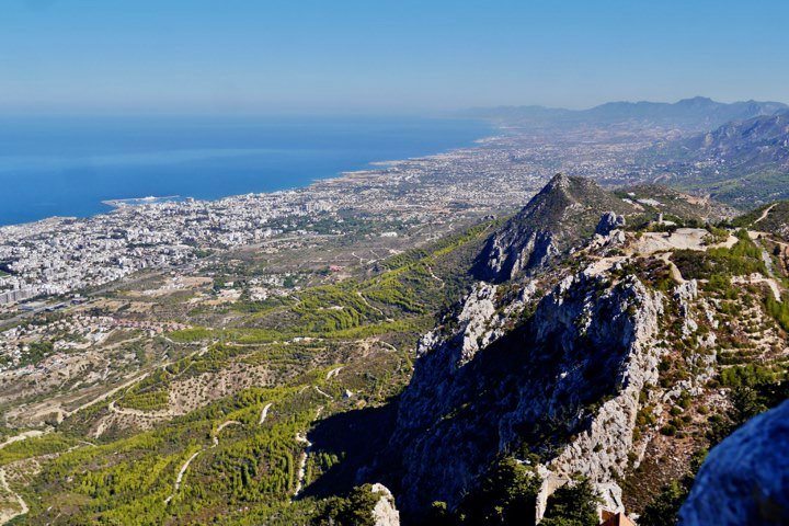 Kıbrıs Beşparmak Dağları